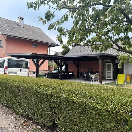 Apartma Tatjana Apartment Zirovnica